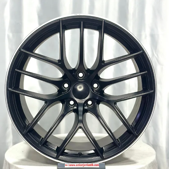 5 114,3 19 9.5 ET37 CH73.1 EMR-19121-2 MAT BLACK LIP DIAMOND EMR