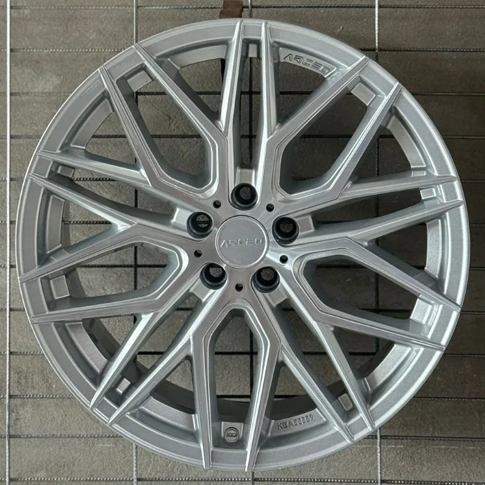 5 108 19 8.5 ET33 CH73.1 SILVER DİAMOND ARCEO VALENCİA
