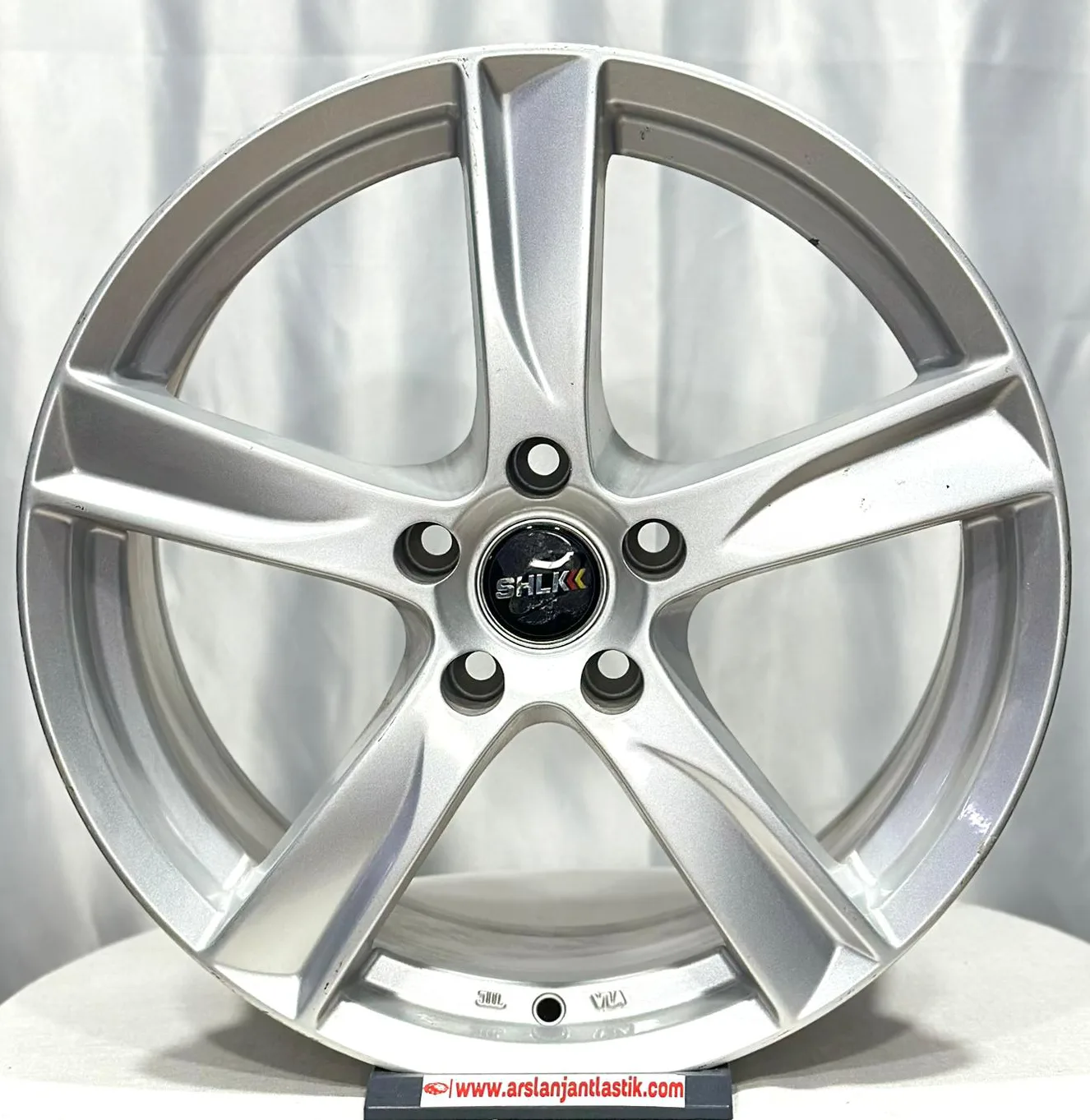 5 108 17 8.0 ET45 CH73.1 SHLK FORD PEJO YENİ KASA DOBLO UYUMLU JANT