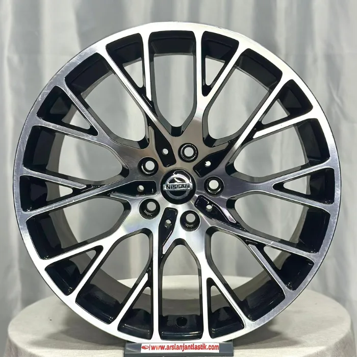 5 114,3 18 8.0 ET30 CH67.1 HONDA TOYOTA UYUMLU JANT