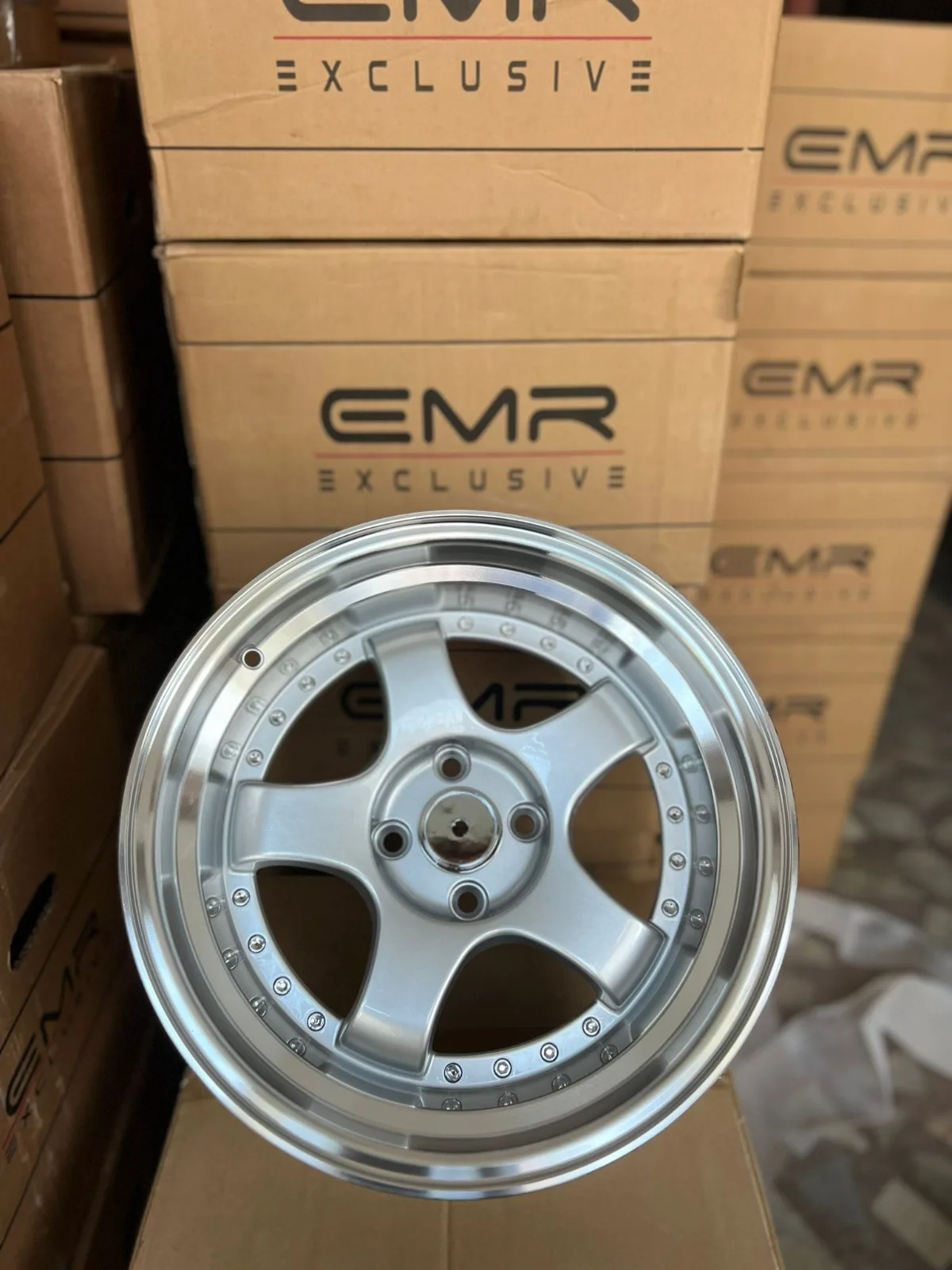 4 100 16 9.0-10 ET15-12 ÖN ARKA SİLVER CHROME SSR JANT TAKIMI (GÜMÜŞ BONCUK)