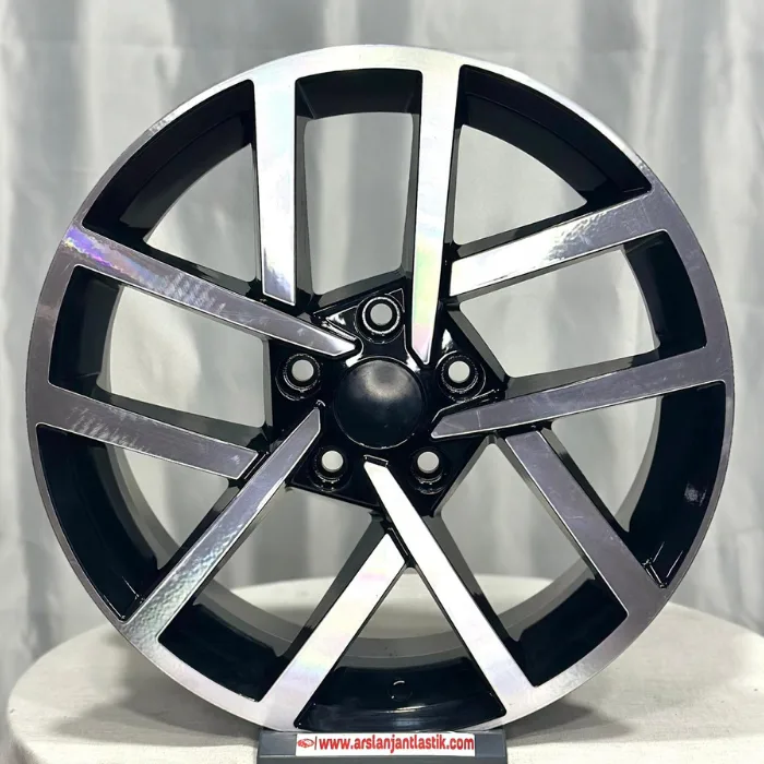 5 114.3 17 7.0 ET40 CH67.1 HONDA TOYOTA NİSSAN UYUMLU JANT