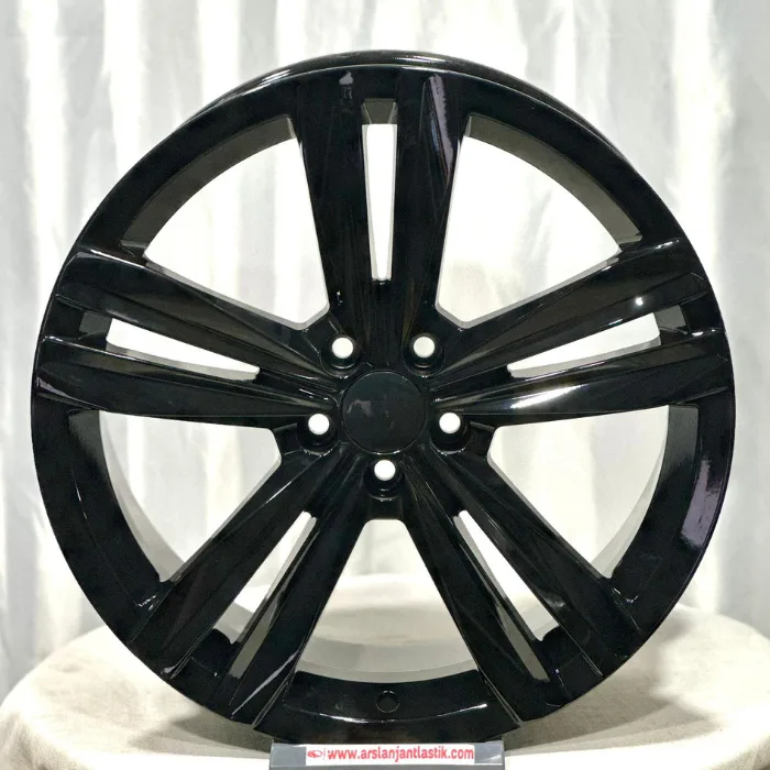 5 100 18 8.0 ET40 CH73.1 18287 BLACK SEBRİNG JANT