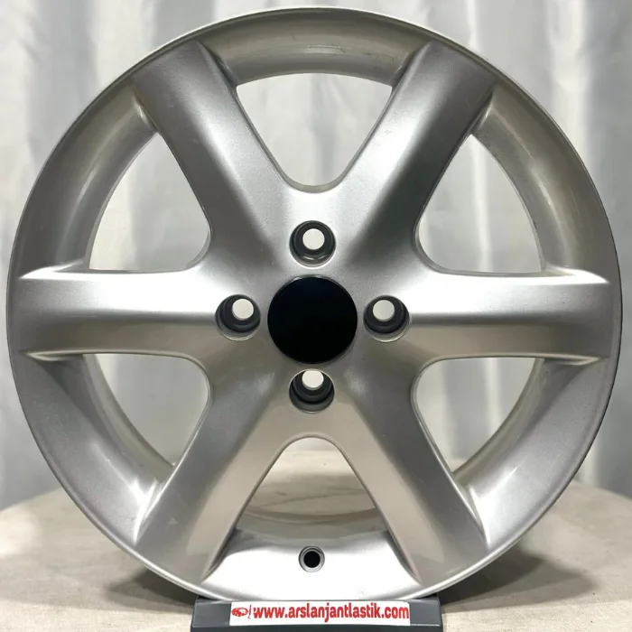4 100 15 6.0 ET40 CH67.1 RC250 SİLVER TOYOTA COROLLA SOL JANT