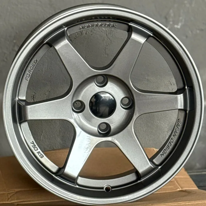 4 108 16 7.0 ET25 CH65.1 HYPER SİLVER TE37 JANT