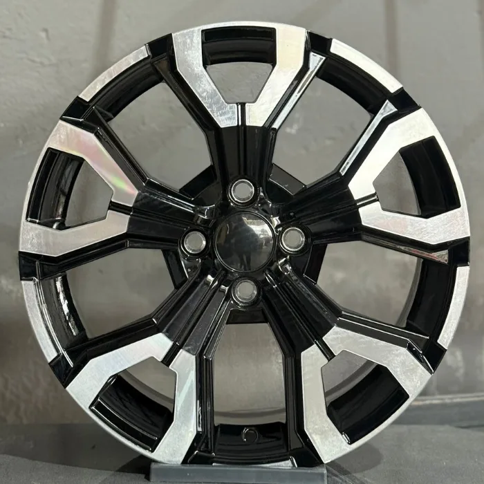 4 100 16 6.5 ET35 CH66.1 DEEP BLACK DİAMOND SNC17