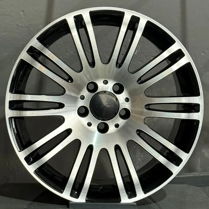 5 112 18 9.0 ET39 CH66.6 BLACK DİAMOND DY328 MERCEDES JANT