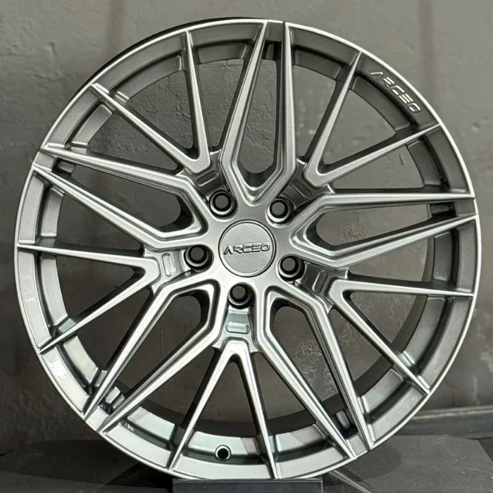 5 112 19 8.5-9.5 ET35-40 CH73.1 ÖN ARKA HYPER BLACK ARCEO SEVİLLA JANT