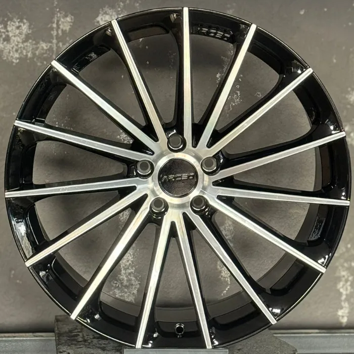 5 112 20 9.0-10.0 ET30-40 BLACK DİAMOND ARCEO BERLİN JANT MODELİ (4Ad)