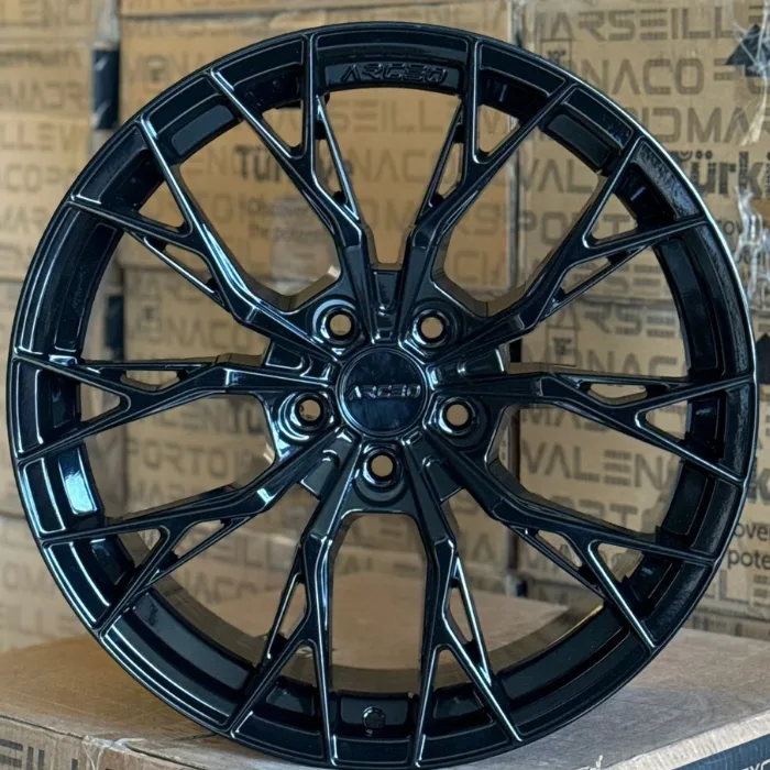 5 112 20 9.0 ET35 GLOSS BLACK ARCEO ROMA JANT MODELİ (4Ad)
