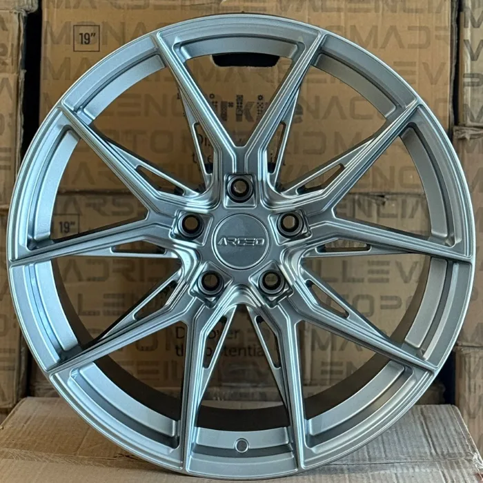 5 120 19 8.5-9.5 ET33-37 CH72.6 ÖN ARKA HYPER BLACK ARCEO MARSEİLLE