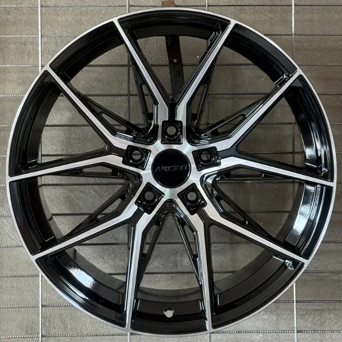 5 120 19 8.5 ET33 CH72.6 BLACK DİAMOND ARCEO MARSEİLLE