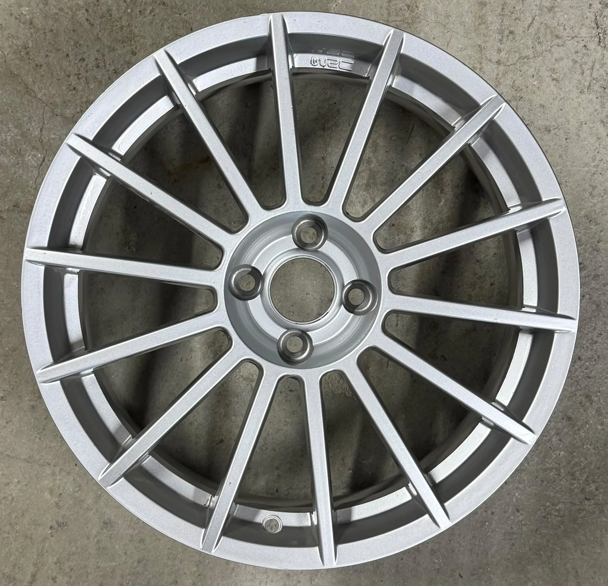 4 100 17 7.5 ET35 DY417 WRC JANT MODELİ (1Ad)