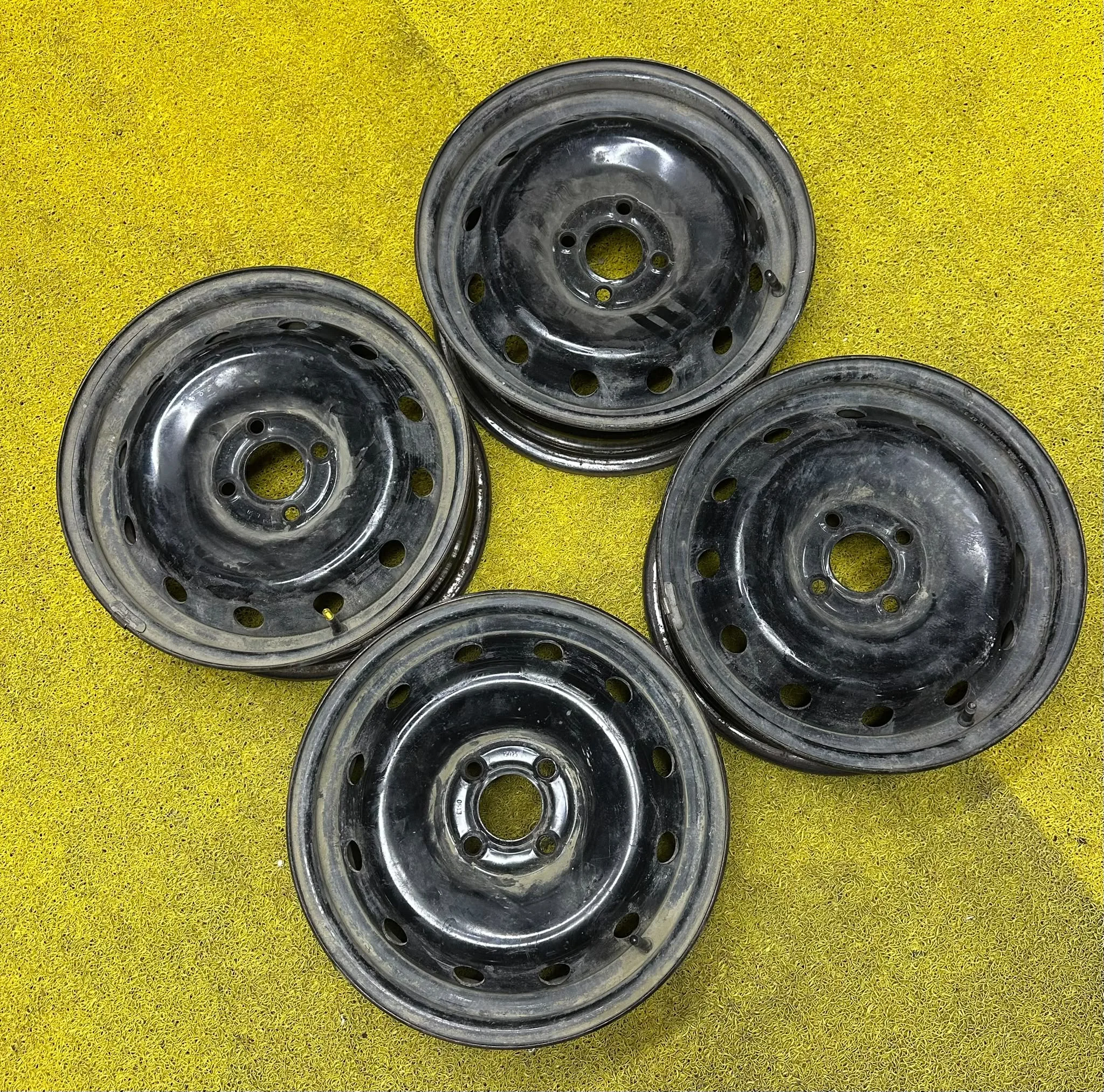 4x100 15 İNÇ ET50 RENAULT DEMİR JANT TAKIMI