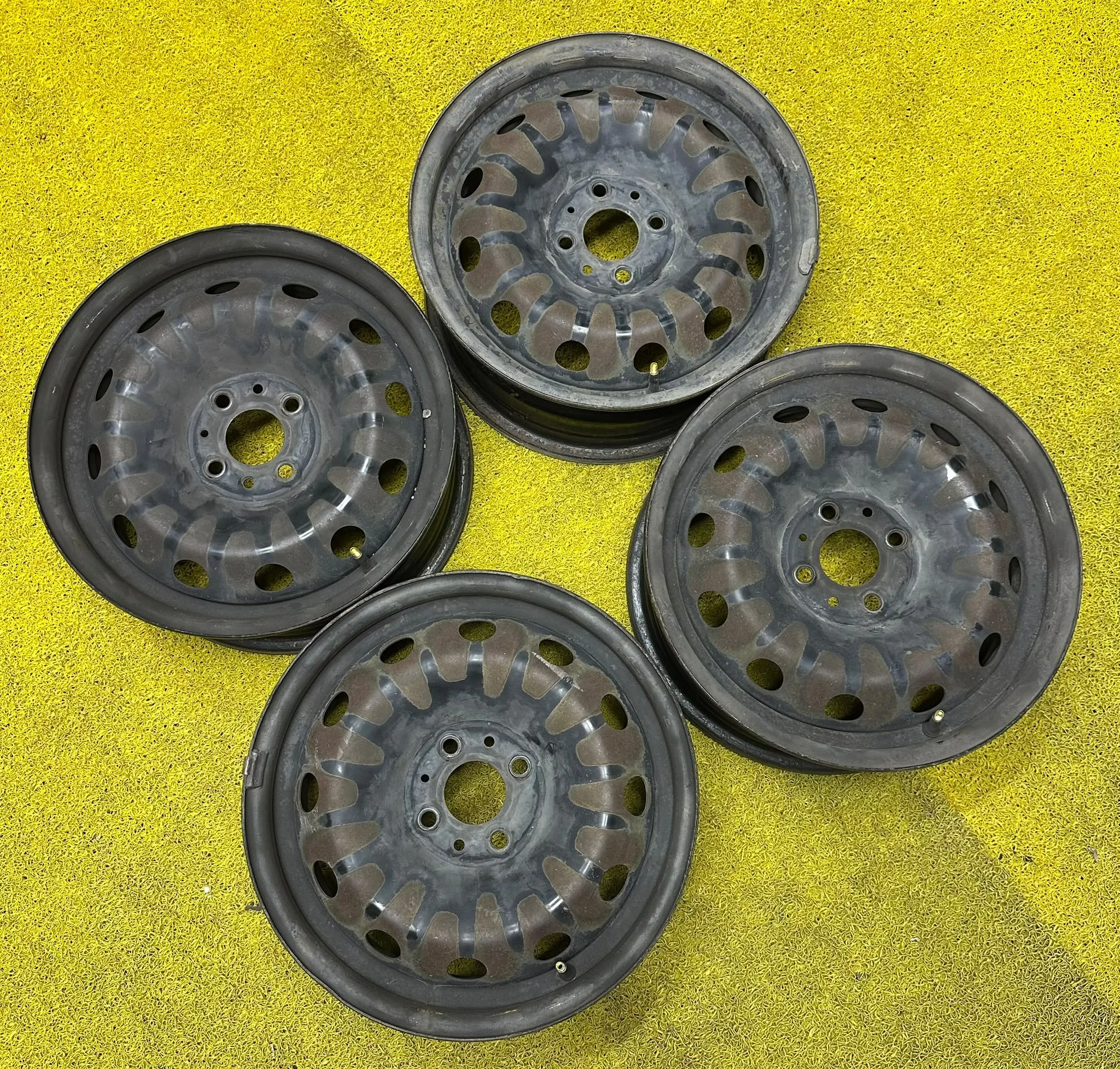 4x98 15 İNÇ J6 ET44 FİAT JANT TAKIMI