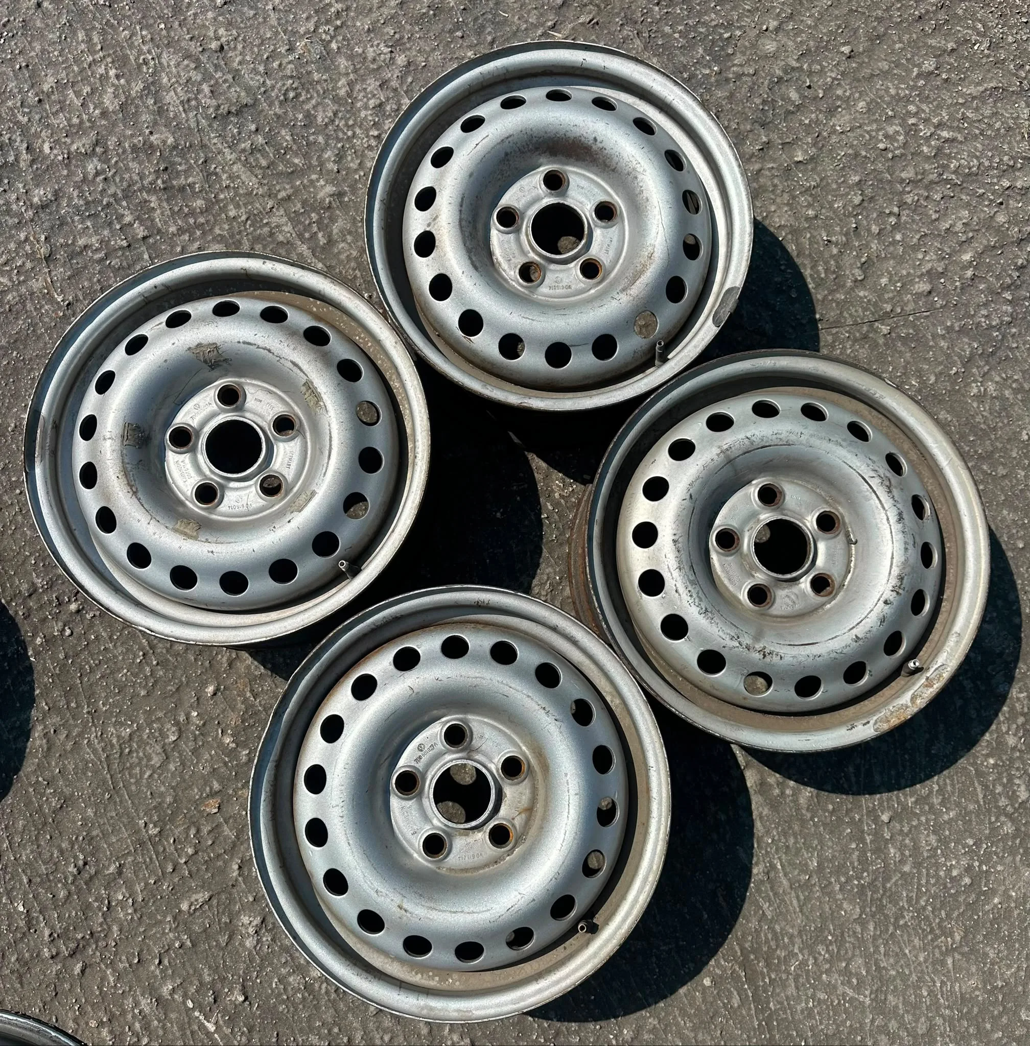 5x112 15 İNÇ J6.5 ET55 ORİJİNAL TRANSPORTER T4 DEMİR JANT TAKIMI