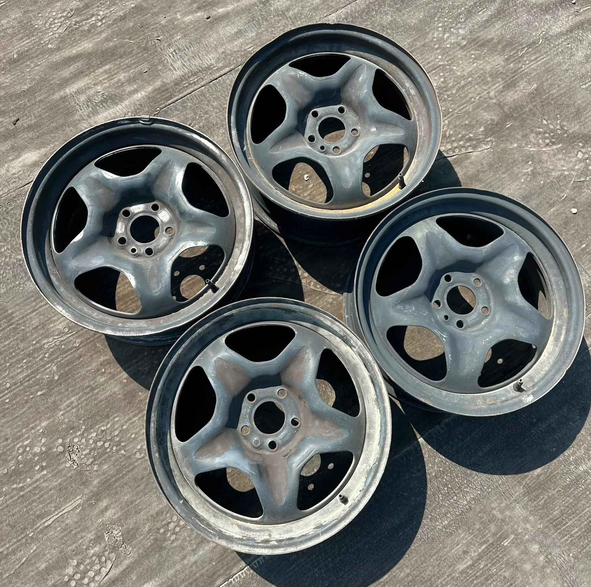 5x98 16 İNÇ J6 ET39 ORJİNAL FİAT DEMİR JANT TAKIMI