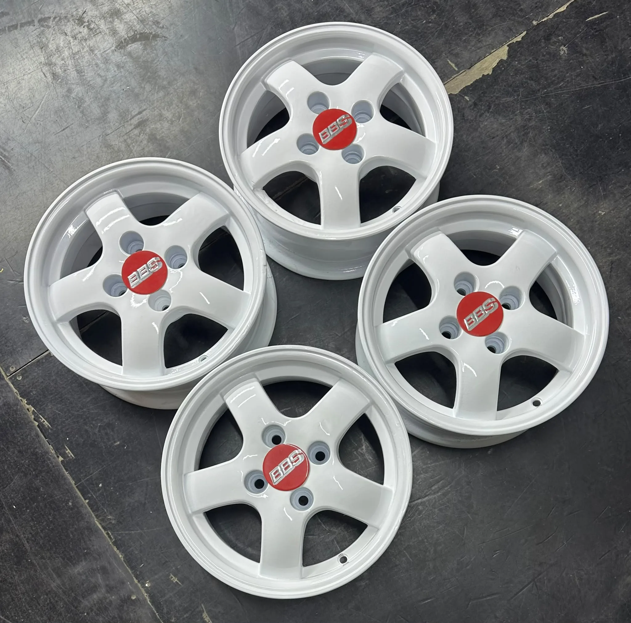 4x100 13 J5.5 ET28 BBS JANT TAKIMI