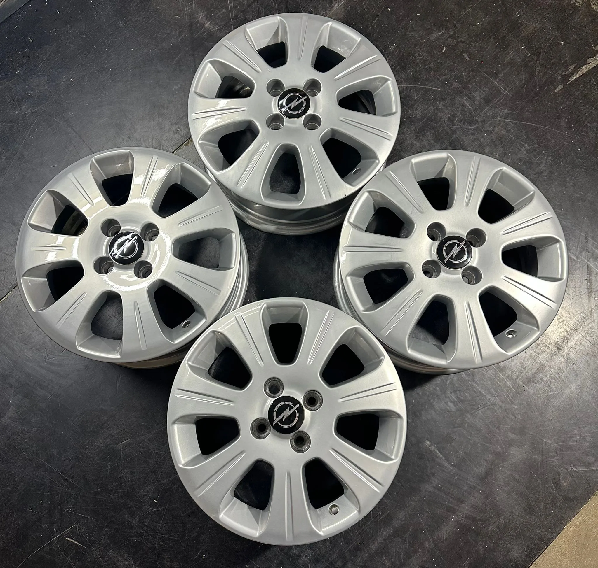 4x100 15 İNÇ J6 ET49 ORJİNAL OPEL CORSA JANT TAKIMI (İŞLEMLİ)