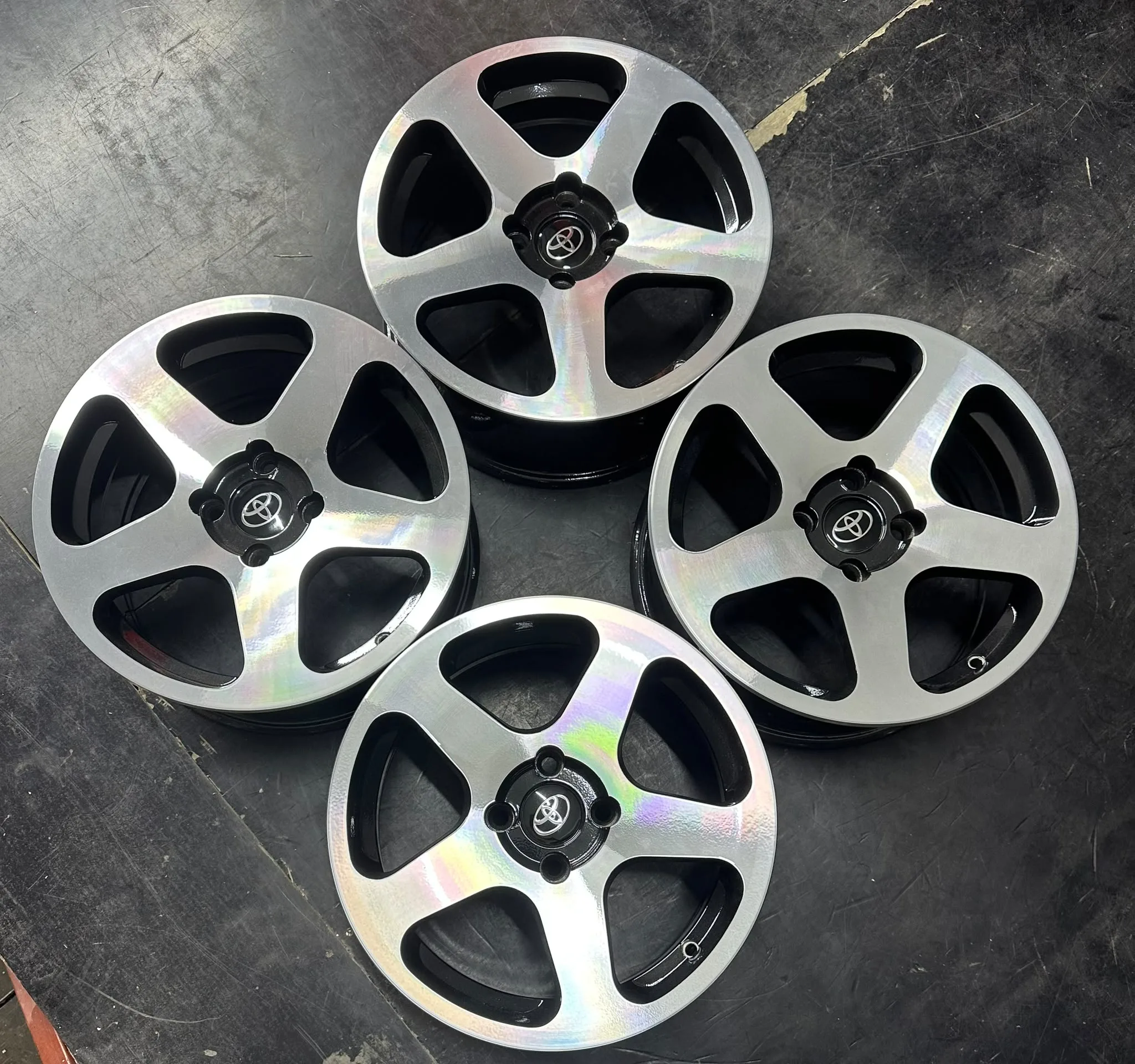 4x100 15 İNÇ J7 ET35 TOYOYA JANT TAKIMI