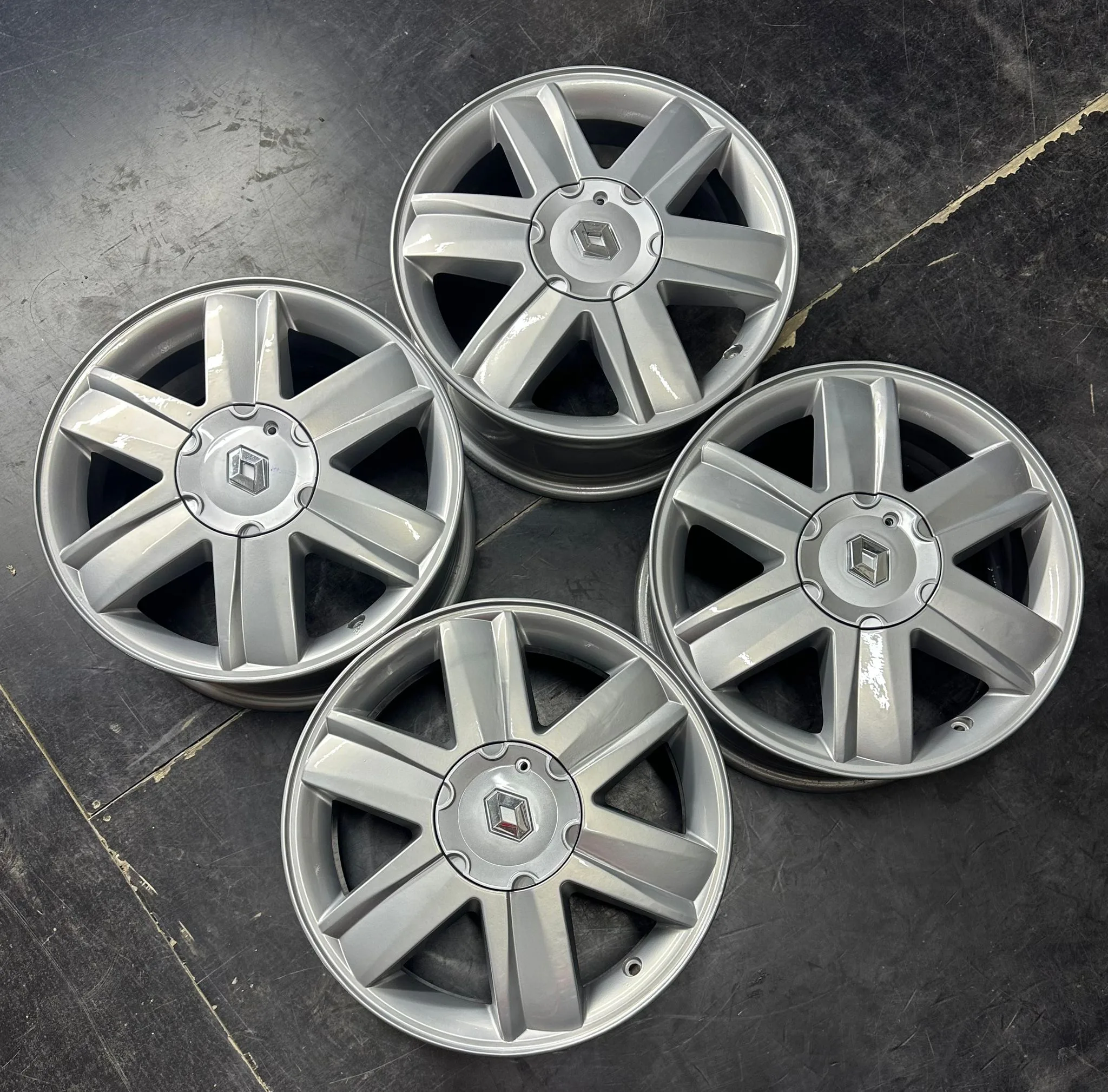 4x100 16 İNÇ J6.5 ET49 ORJİNAL MEGANE 2 JANT TAKIMI (İŞLEMLİ)