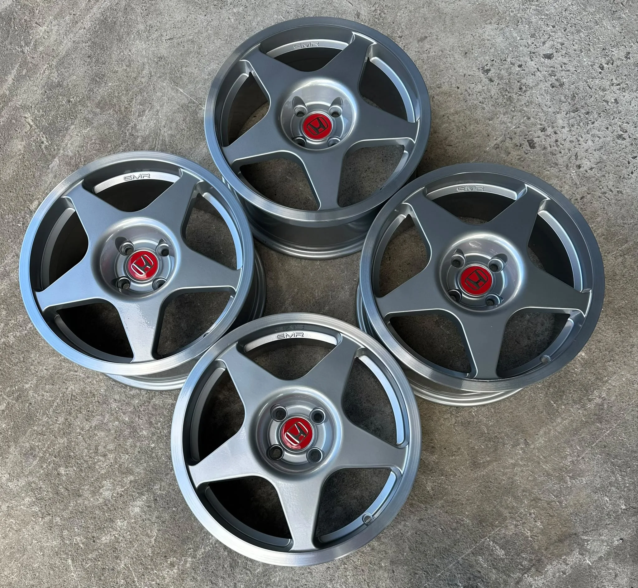 4x100 16 İNÇ J7 ET35 HONDA JANT TAKIMI