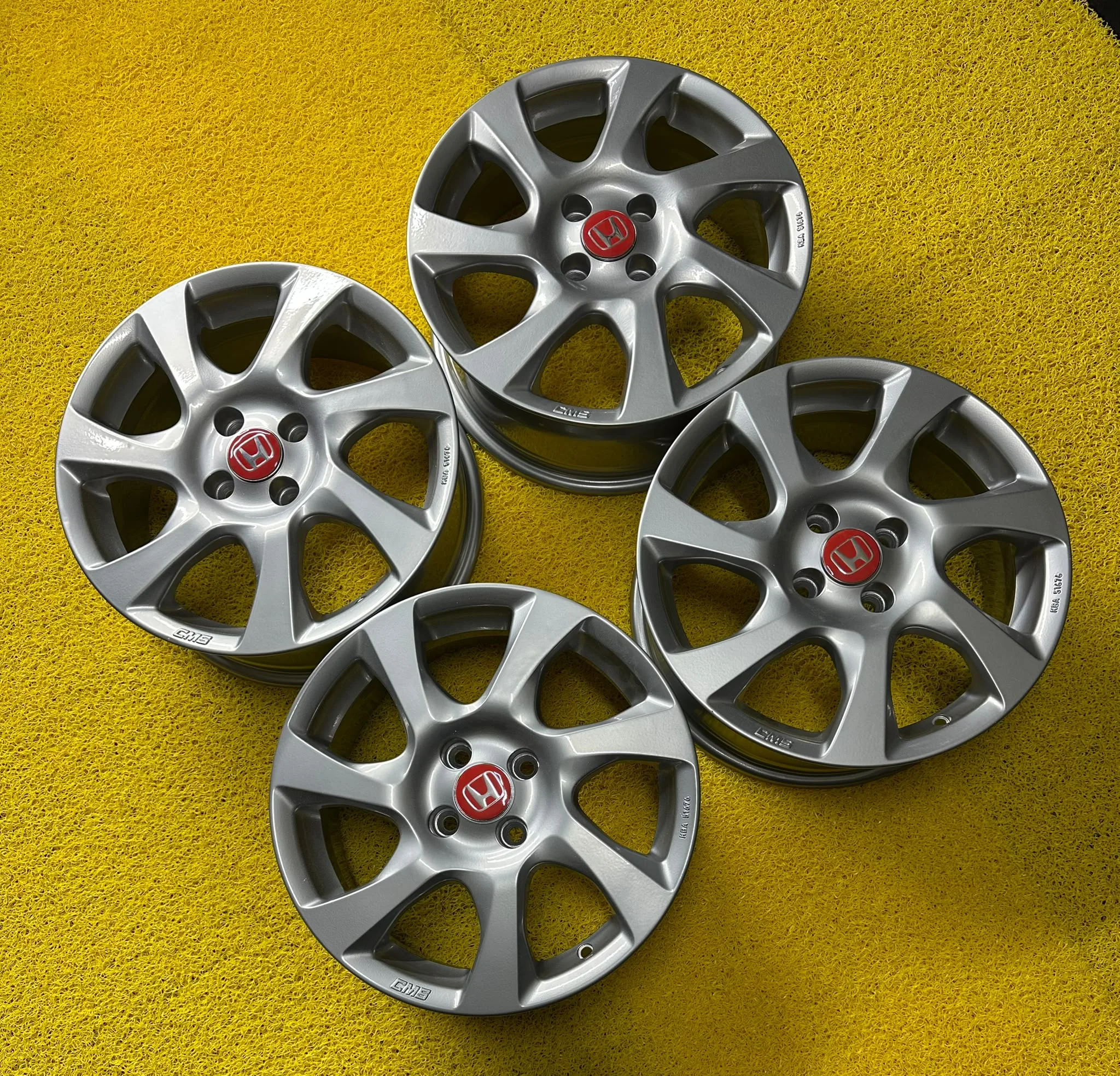 4x100 16 İNÇ J6.5 ET40 HONDA JANT TAKIMI (İŞLEMLİ)