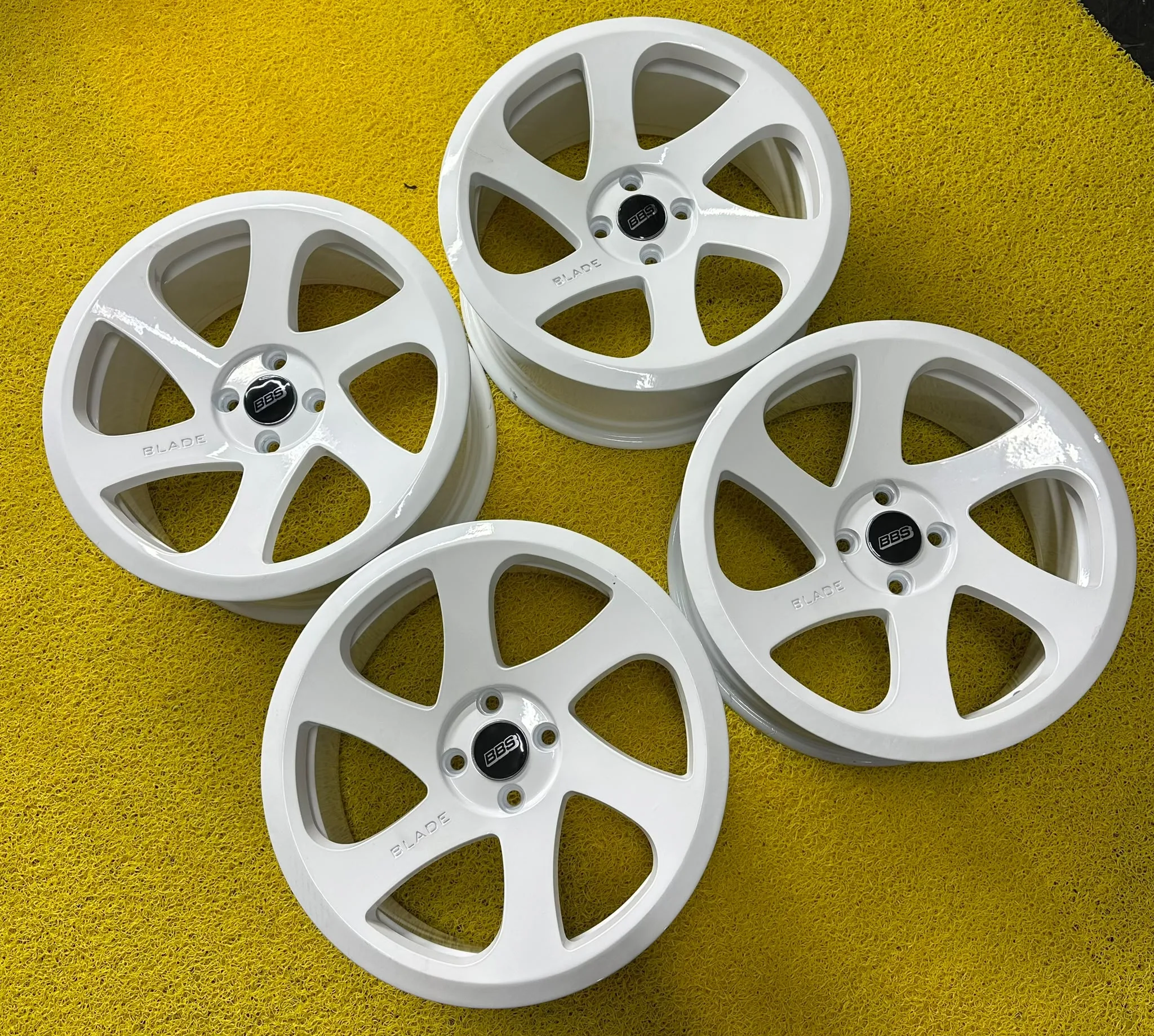 4x100 17 İNÇ J8 ET35 BBS BLADE JANT TAKIMI (İŞLEMLİ)