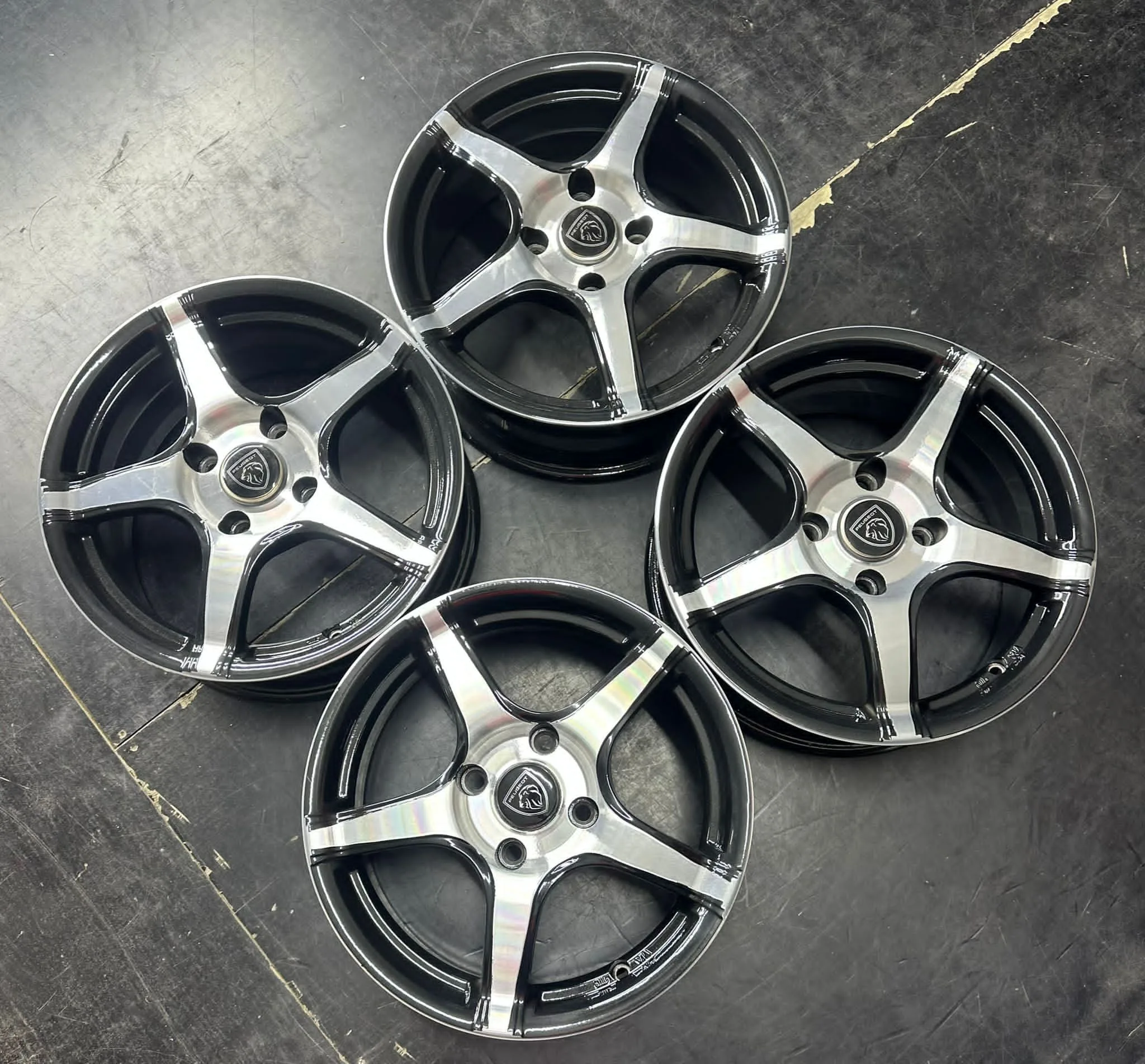 4x108 15 İNÇ J6.5 ET38 PEUGEOT JANT TAKIMI