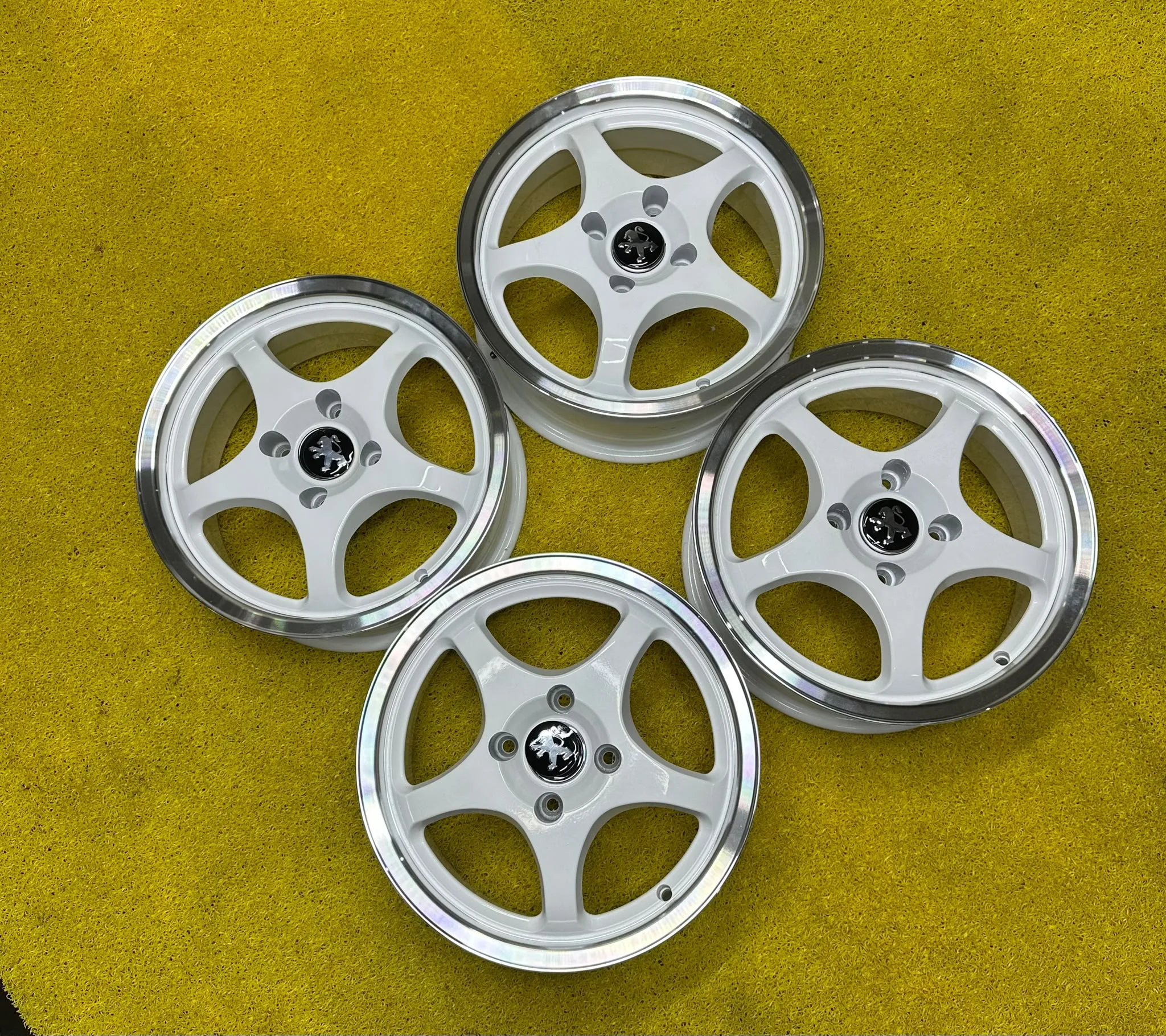 4x108 15 İNÇ J6.5 ET40 PEUGEOT JANT TAKIMI