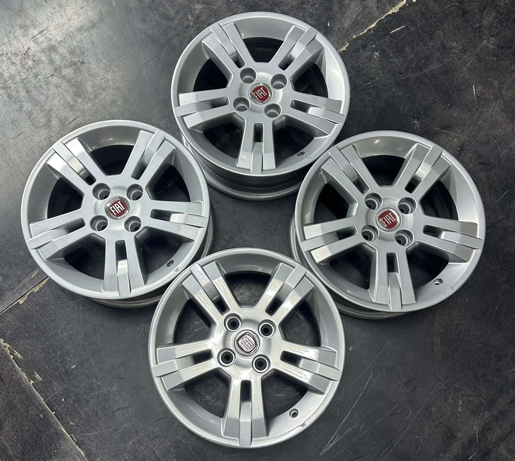 4x98 14 İNÇ J5.5 ET32 FİAT DOBLO FİORİNO JANT TAKIMI