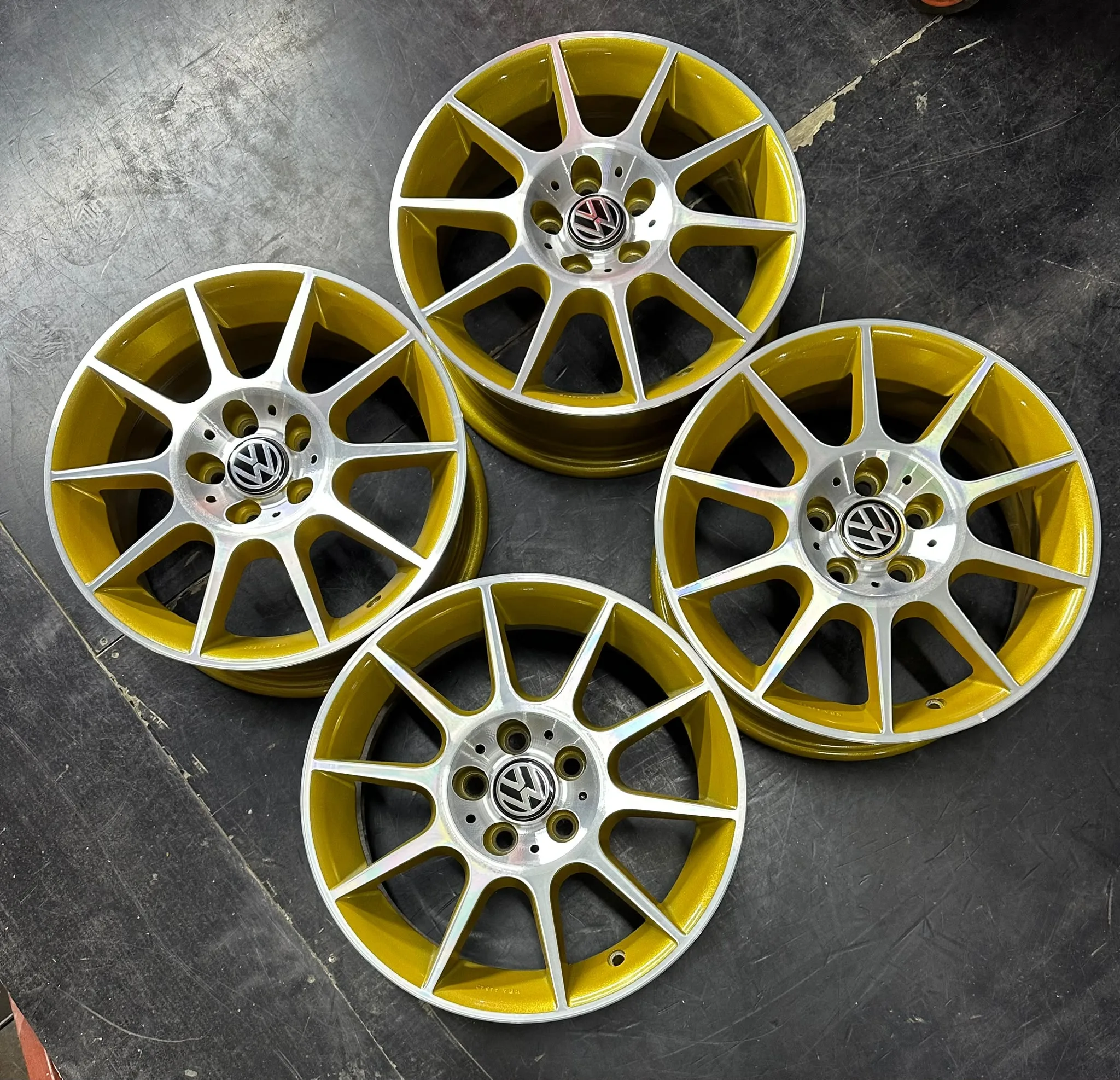 5x100 16 İNÇ J7 ET35 WOLKSVAGEN JANT TAKIMI