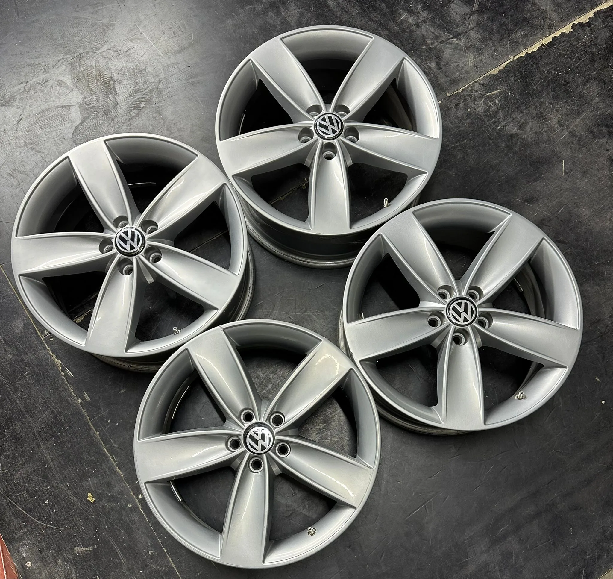 5x100 17 İNÇ J7 ET46 VOLKSWAGEN POLO JANT TAKIMI