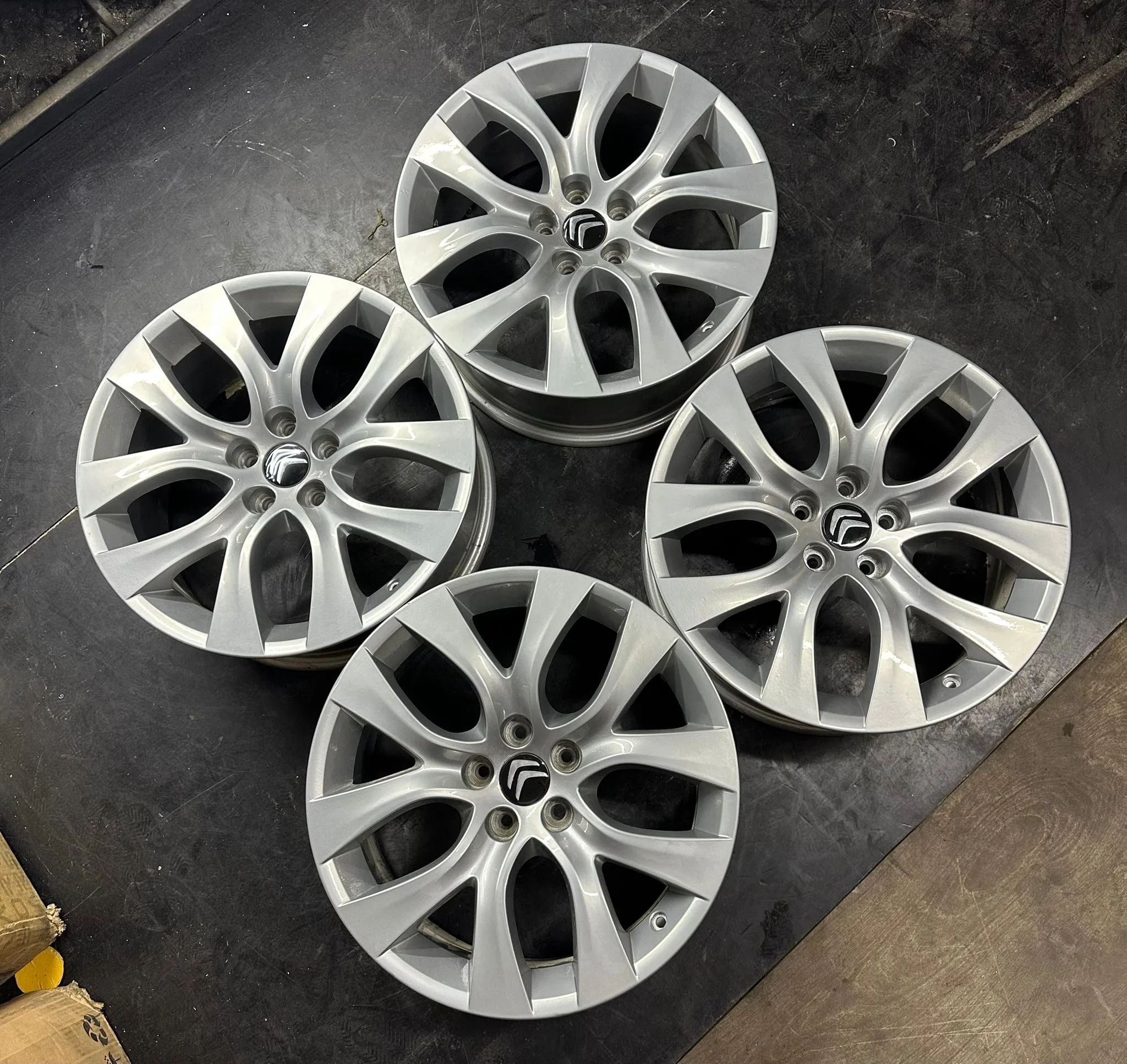 5x108 18 İNÇ J8 ET33 ORJİNAL CITREON C5 JANT TAKIMI (İŞLEMLİ)
