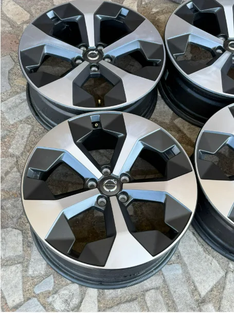 5x108-19 7.5J ET50 VOLVO XC40 ORJINAL JANT TAKIMI