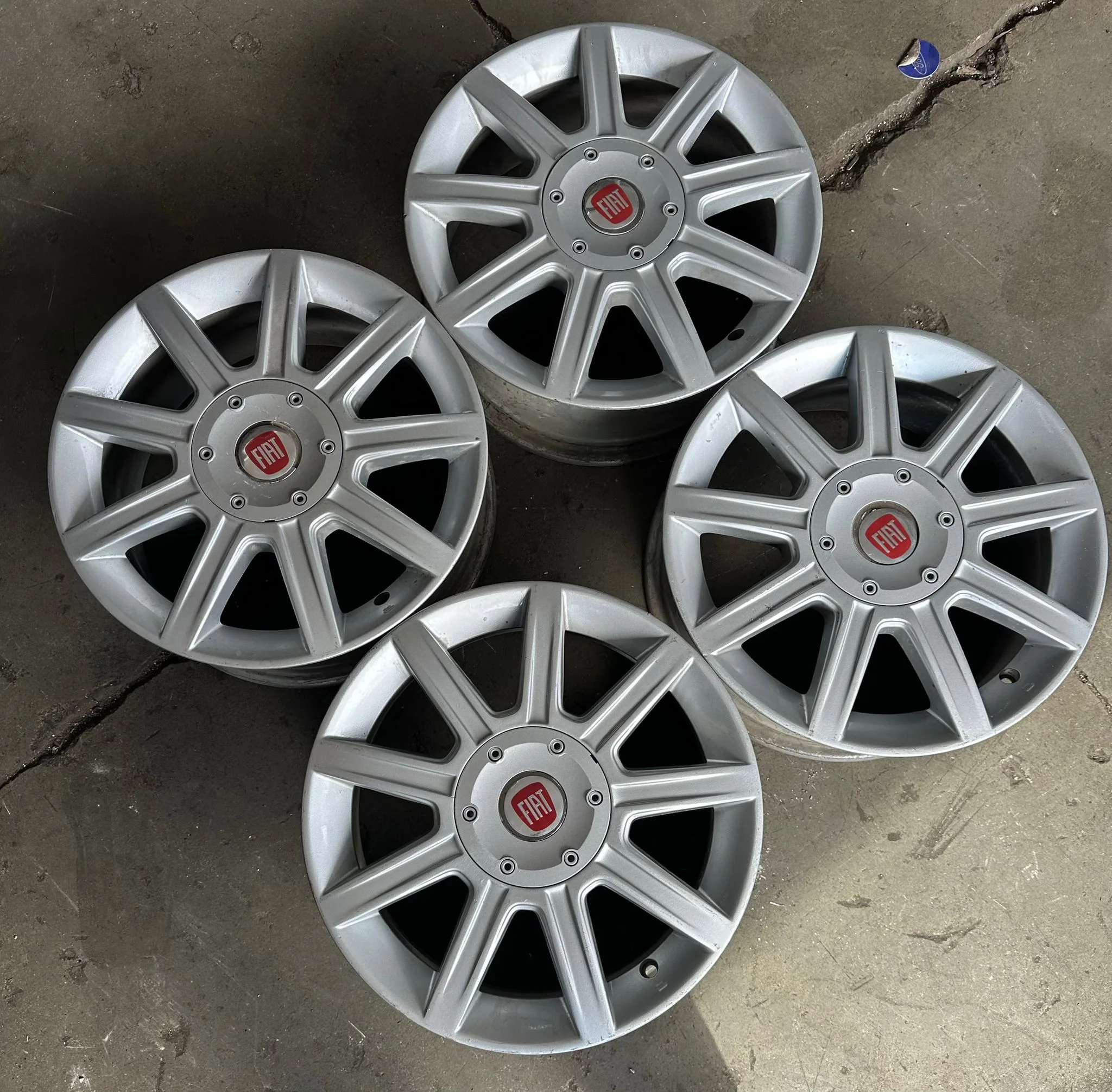 5x110 16 İNÇ J6.5 ET41 FİAT CROMA JANT TAKIMI (K6)