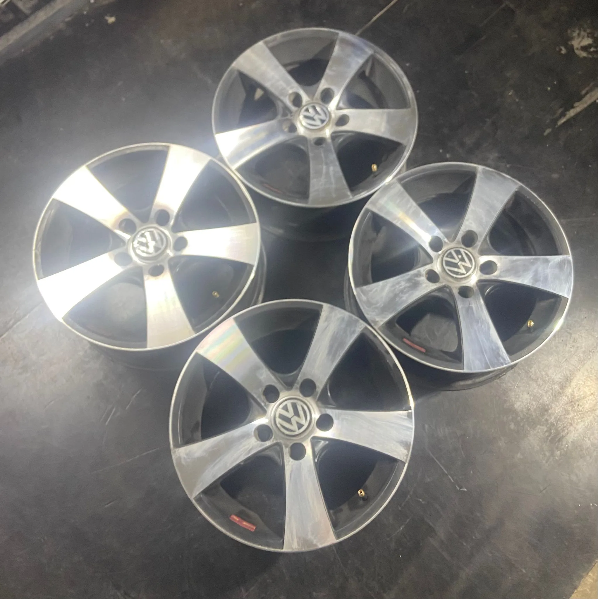 5x112 15 İNÇ J6.5 ET35 VOLKSWAGEN JANT TAKIMI