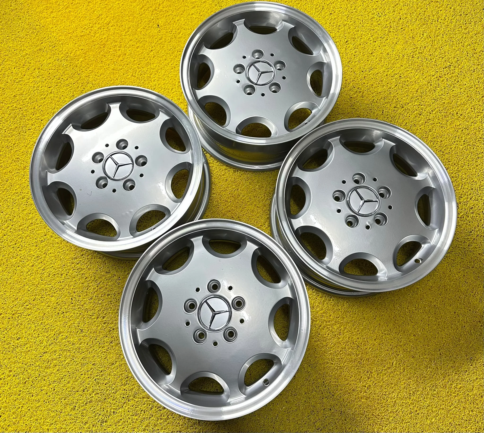 5x112 15 İNÇ J7 ET37 ORJİNAL MERCEDES W210 8 DELİK JANT TAKIMI