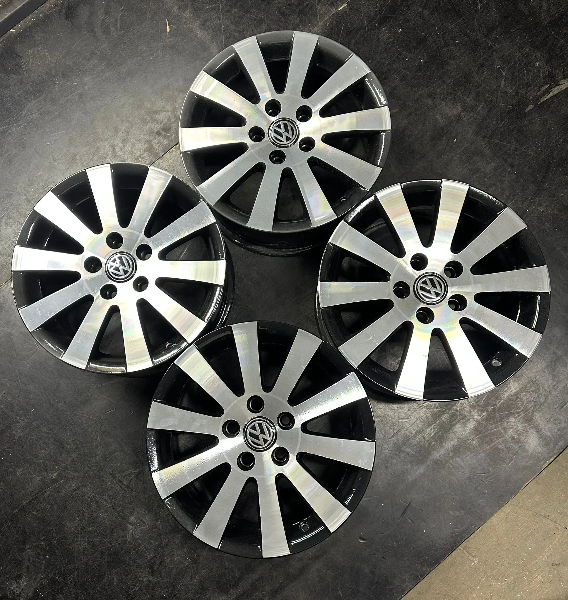 5x112 16 İNÇ J7 ET45 VOLKSWAGEN B6 PASSAT JANT TAKIMI