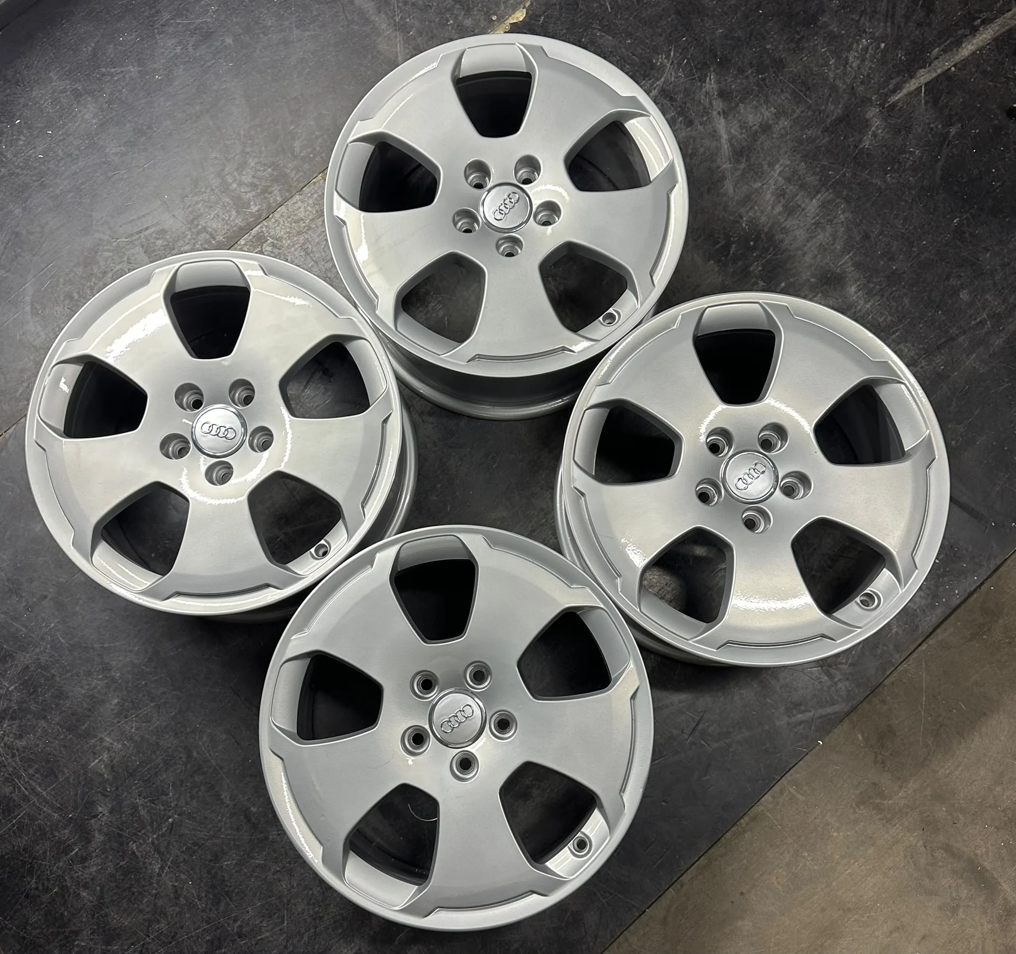 5x112 17 İNÇ J7.5 ET56 ORJİNAL AUDI A3 JANT TAKIMI
