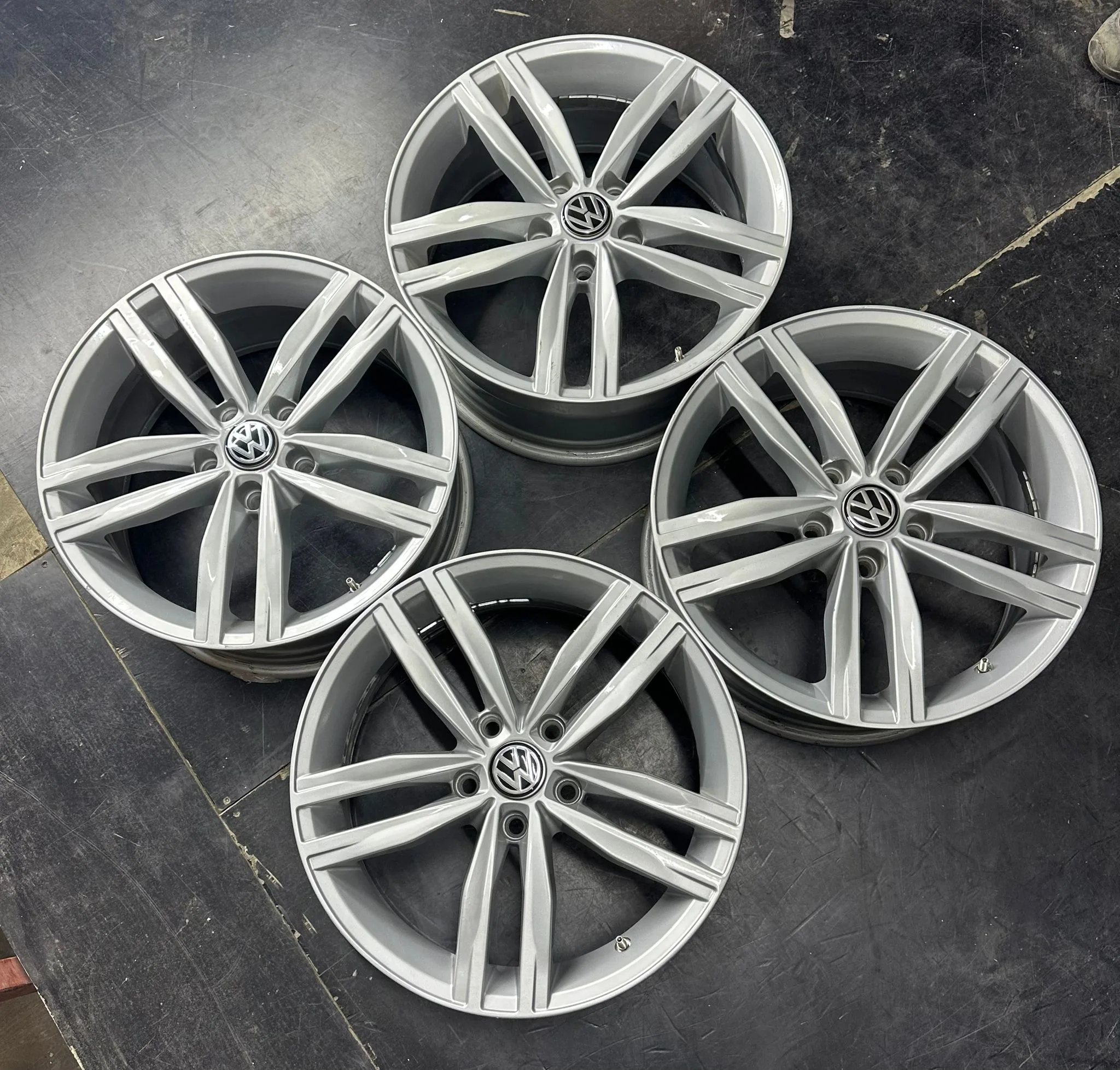 5x112 17 İNÇ J7.5 ET45 VOLKSWAGEN DURBAN JANT TAKIMI