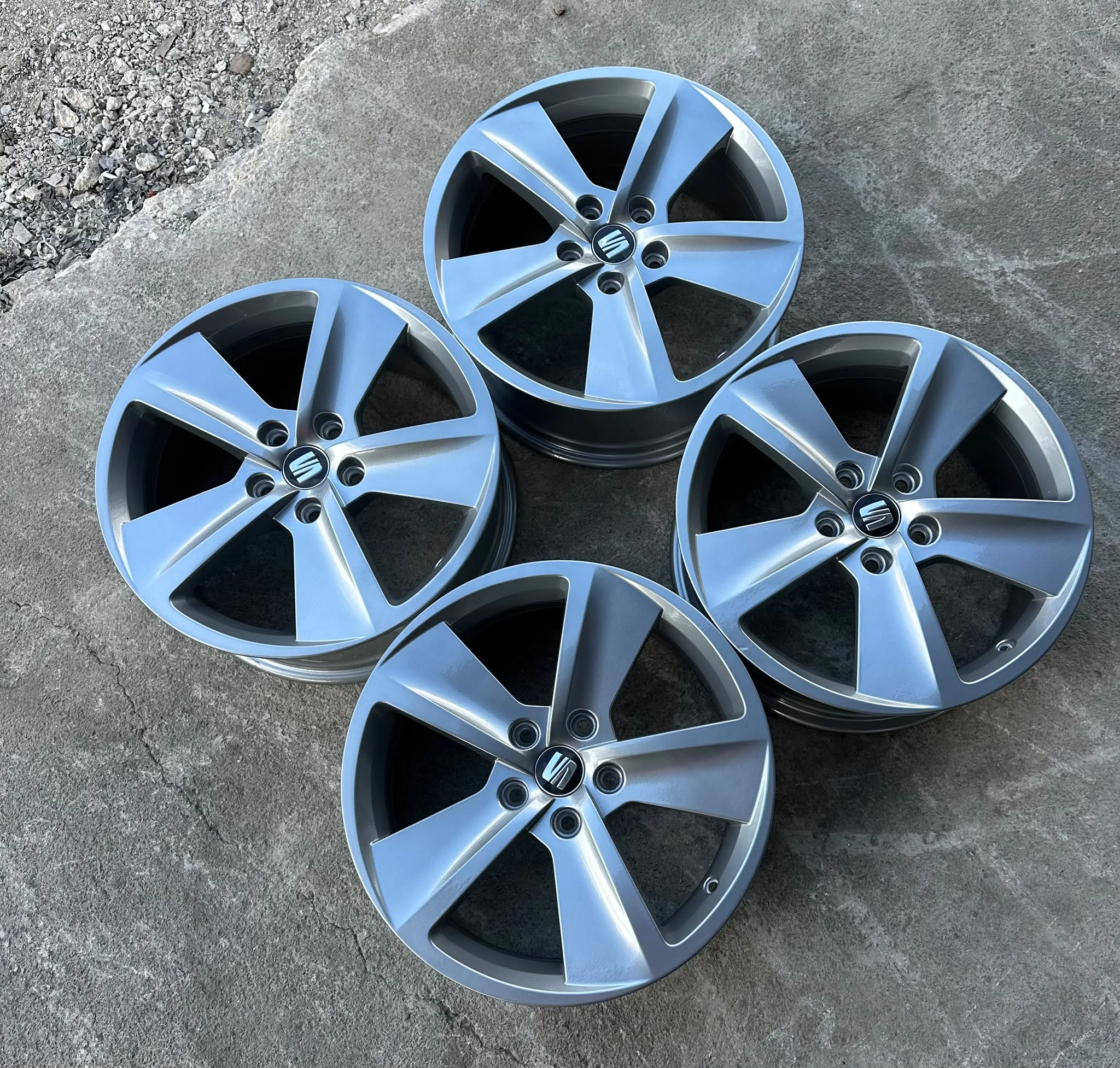 5x112 17 İNÇ J7.5 ET51 ORİJİNAL SEAT LEON FR JANT TAKIMI