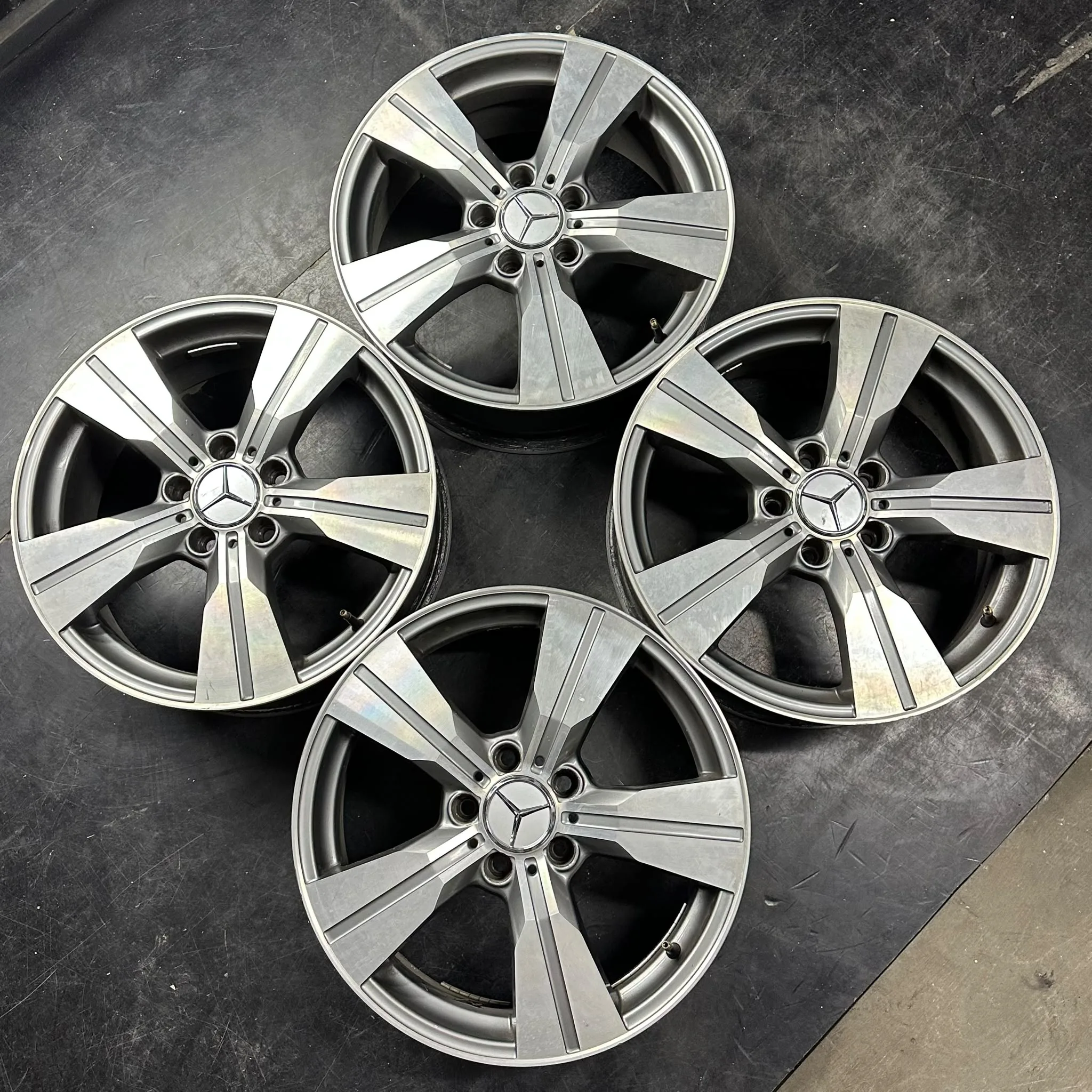 5x112 17 İNÇ J7 ET45 MERCEDES W206 -W205 JANT TAKIMI (İŞLMELİ)