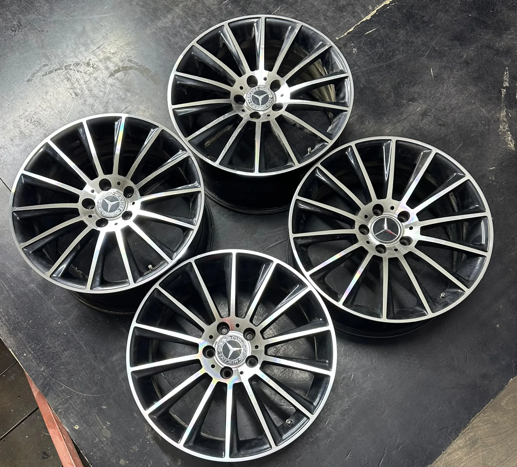 5x112 18 İNÇ J8-9 ET35-40 MERCEDES JANT TAKIMI