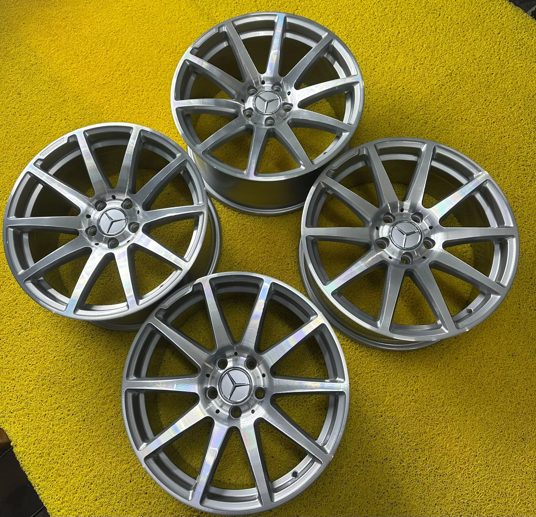5x112 18 İNÇ J8.5-9.5 ET35-42 MERCEDES BENZ G63 JANT TAKIMI