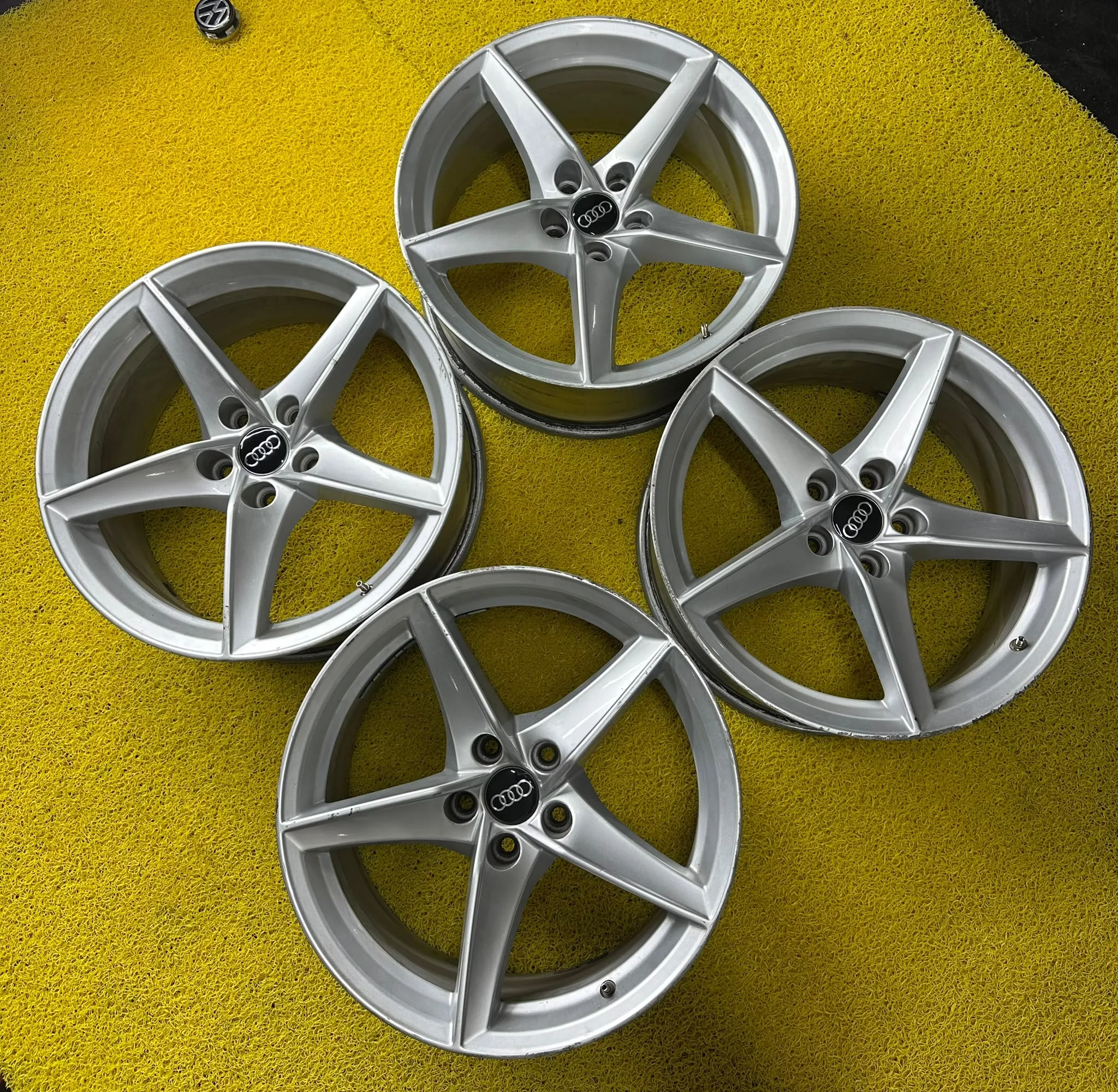 5x112 18 İNÇ J8.5 ET39 AUDI JANT TAKIMI