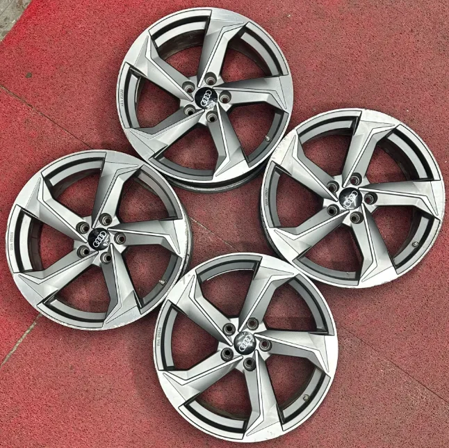 5x112 18 İNÇ J8 ET35 AUDI JANT TAKIMI