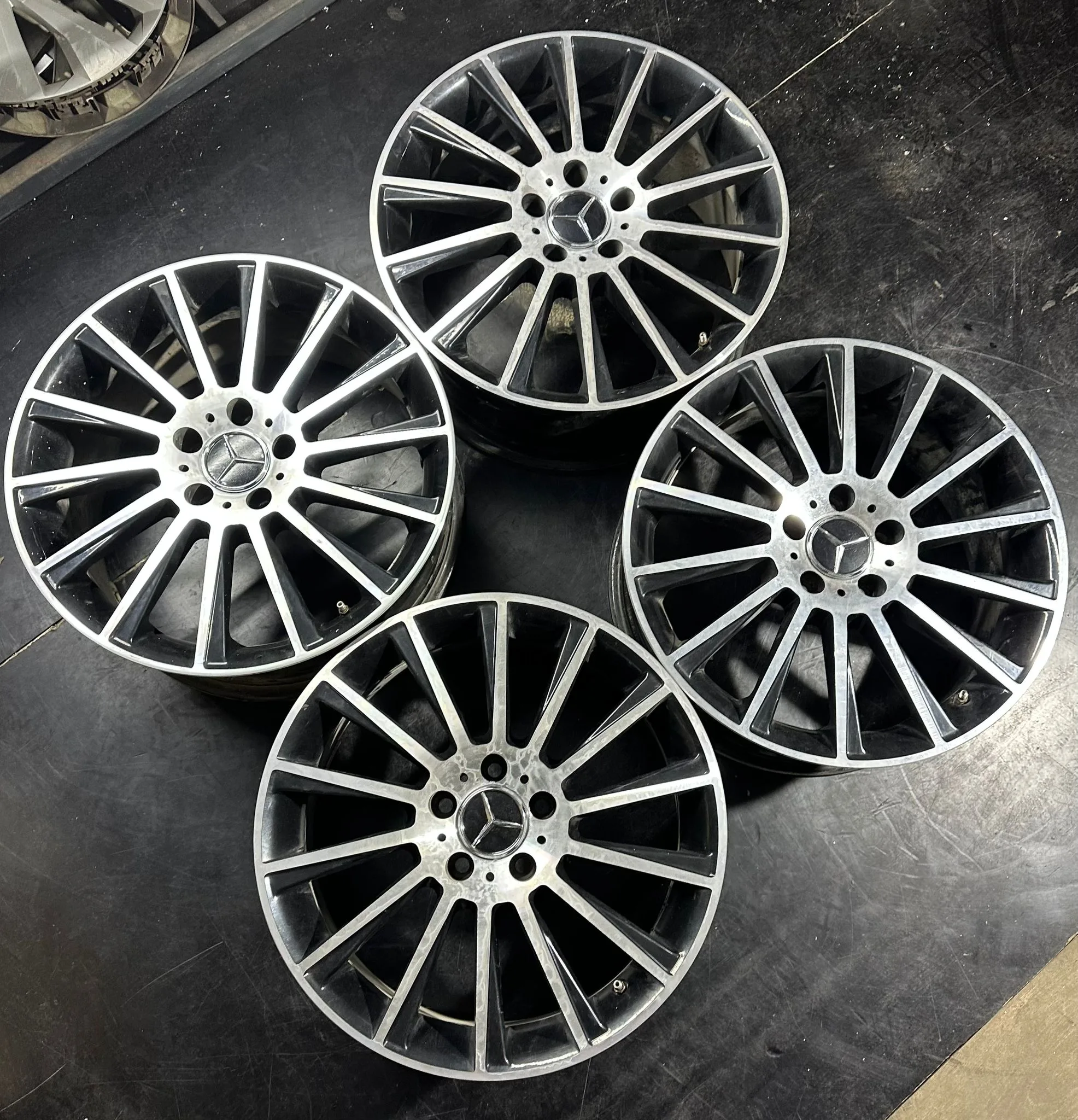 5x112 18 İNÇ J7.58.5 ET45 MERCEDES W212 W205 JANT TAKIMI