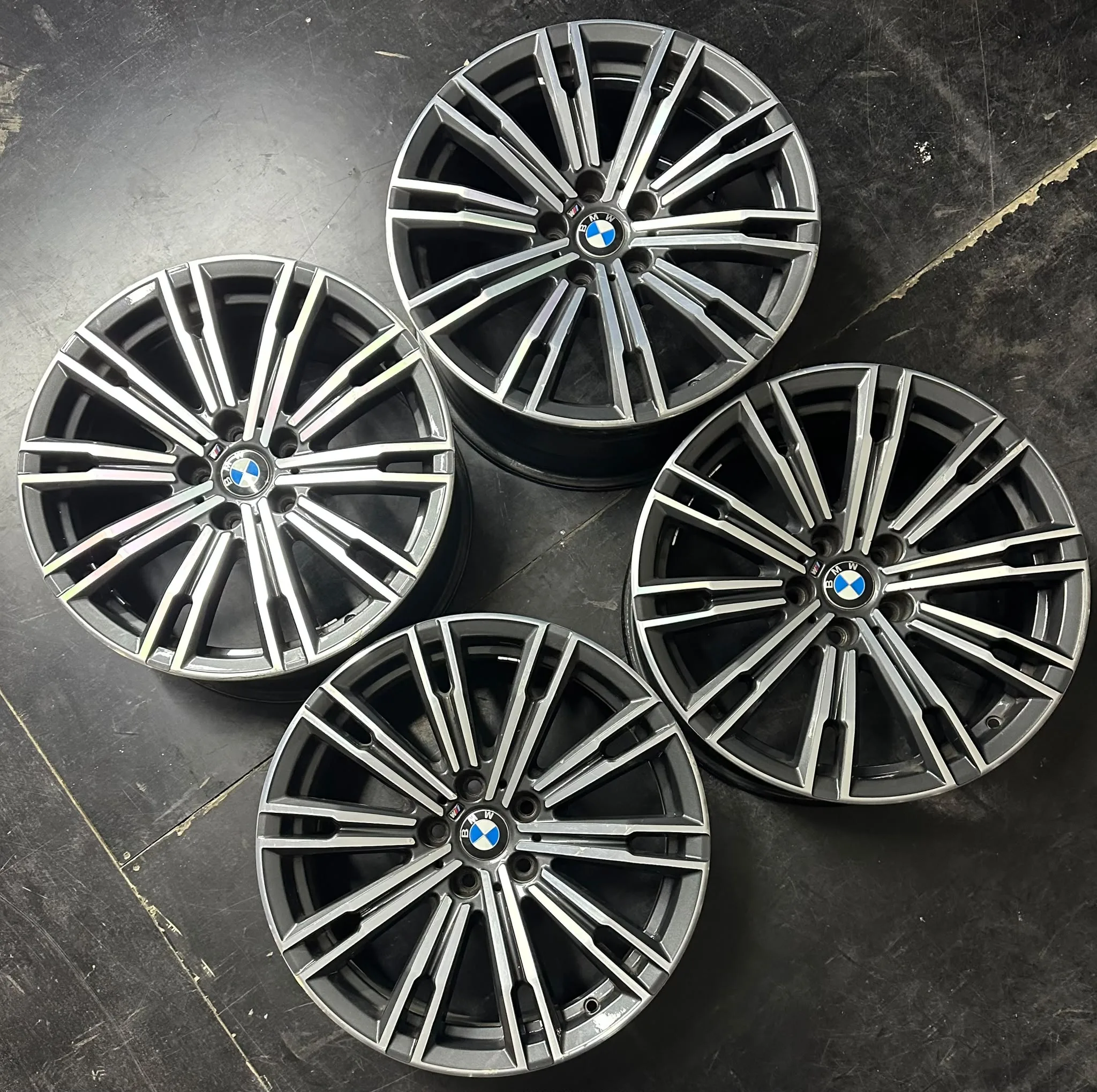 5x112 18 İNÇ J8.5/7.5 ET40/25 ORJİNAL BMW G20 M SPORT STYLİNG 790 M JANT TAKIMI