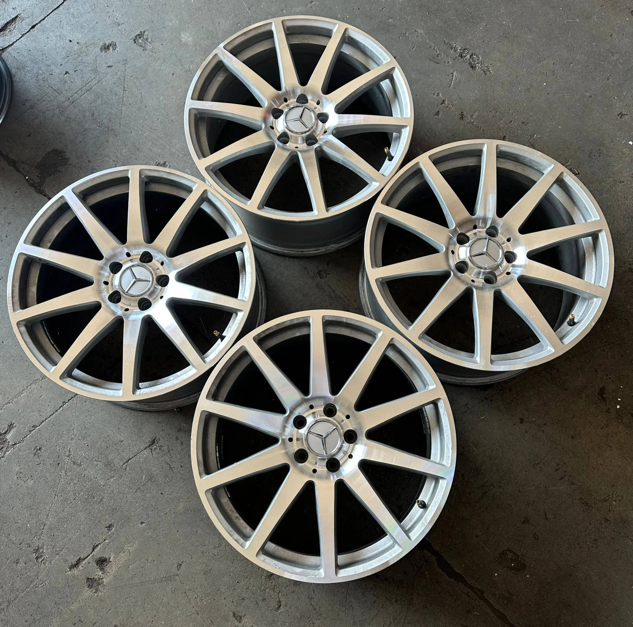 5x112 19 İNÇ J8.5 ET45 MERCEDES W22 JANT TAKIMI (K6 İŞLEMLİ)